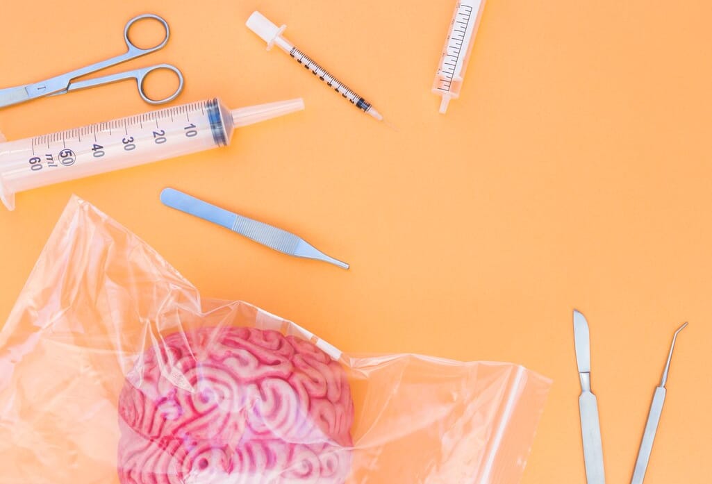 Colostomy Bag: Ketahui Fungsi, Jenis, dan Cara Perawatannya Secara Tepat