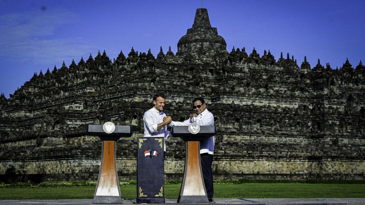 Borobudur Tinggalkan Kesan Mendalam Bagi Presiden Prancis Macron
