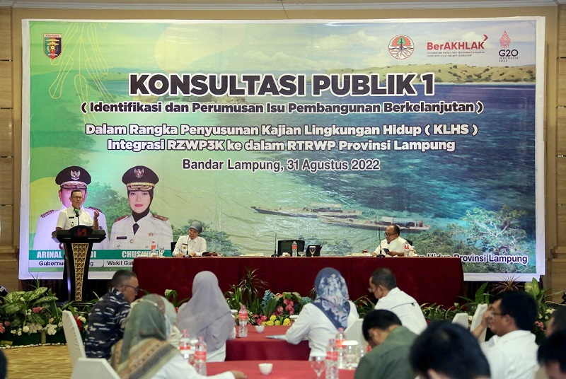 Sekdaprov Buka Konsultasi Publik Identifikasi dan Perumusan Isu Pembangunan Berkelanjutan 