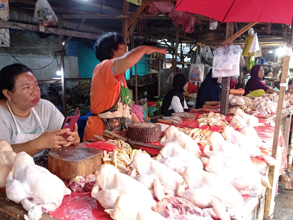 Minggu Ketiga Puasa, Harga Daging Ayam di Pasar Tradisional Naik