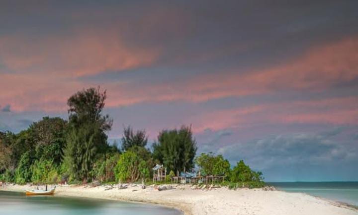 Langkadea, Pulau Sunyi di Kepulauan Spermonde yang Menyimpan Pesona Alam