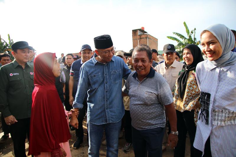 Gubernur Lampung Kunjungi dan Berikan Bantuan Kepada Warga Terdampak Banjir
