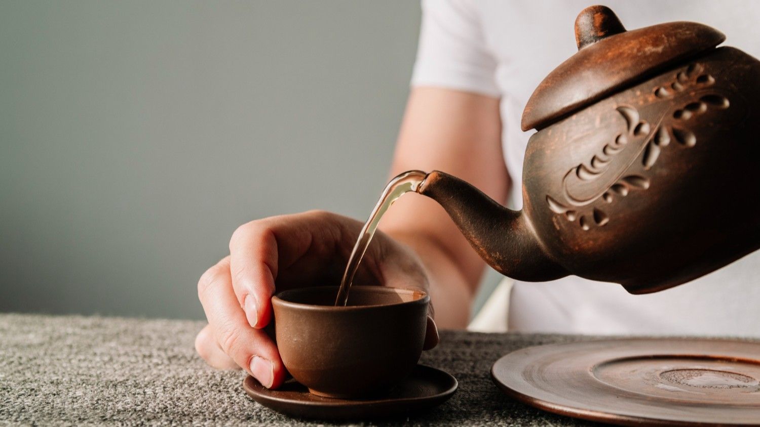 Teh Poci: Tradisi Minum Teh Khas Tegal yang Tak Lekang oleh Waktu