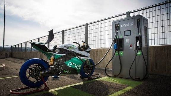 Balap Motor Listrik: Masa Depan Motorsport Dunia?