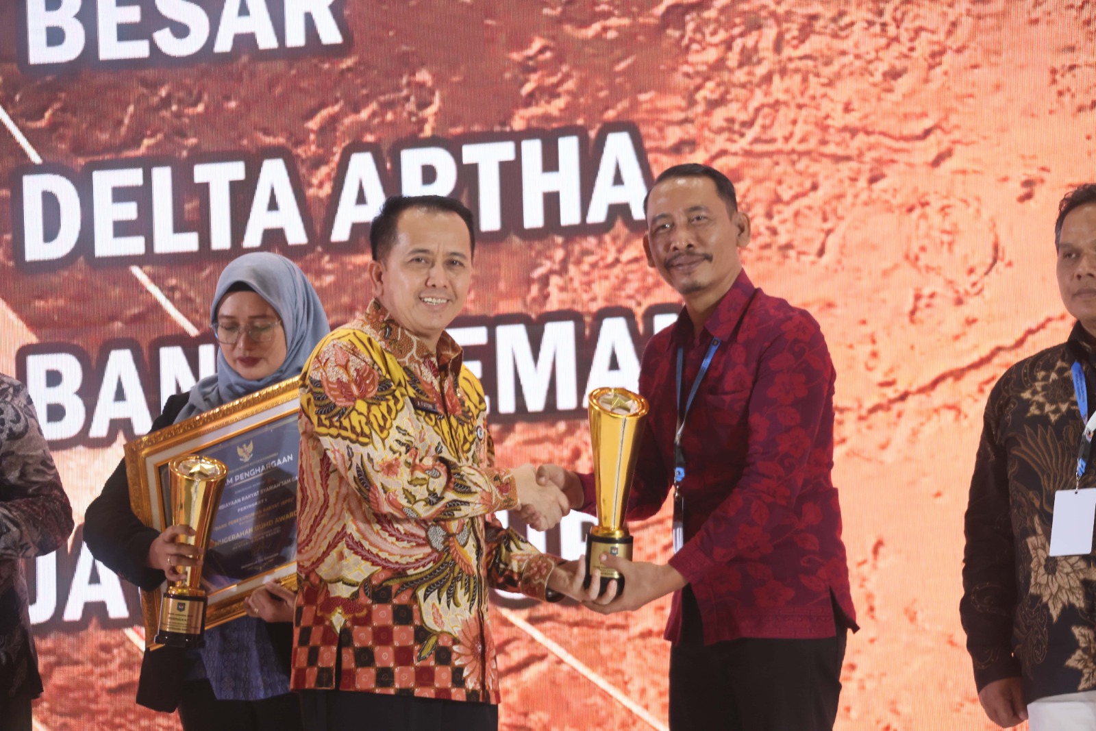 Kemendagri Beri Reward BUMD Awards dan Bahas BUMD Seluruh Indonesia