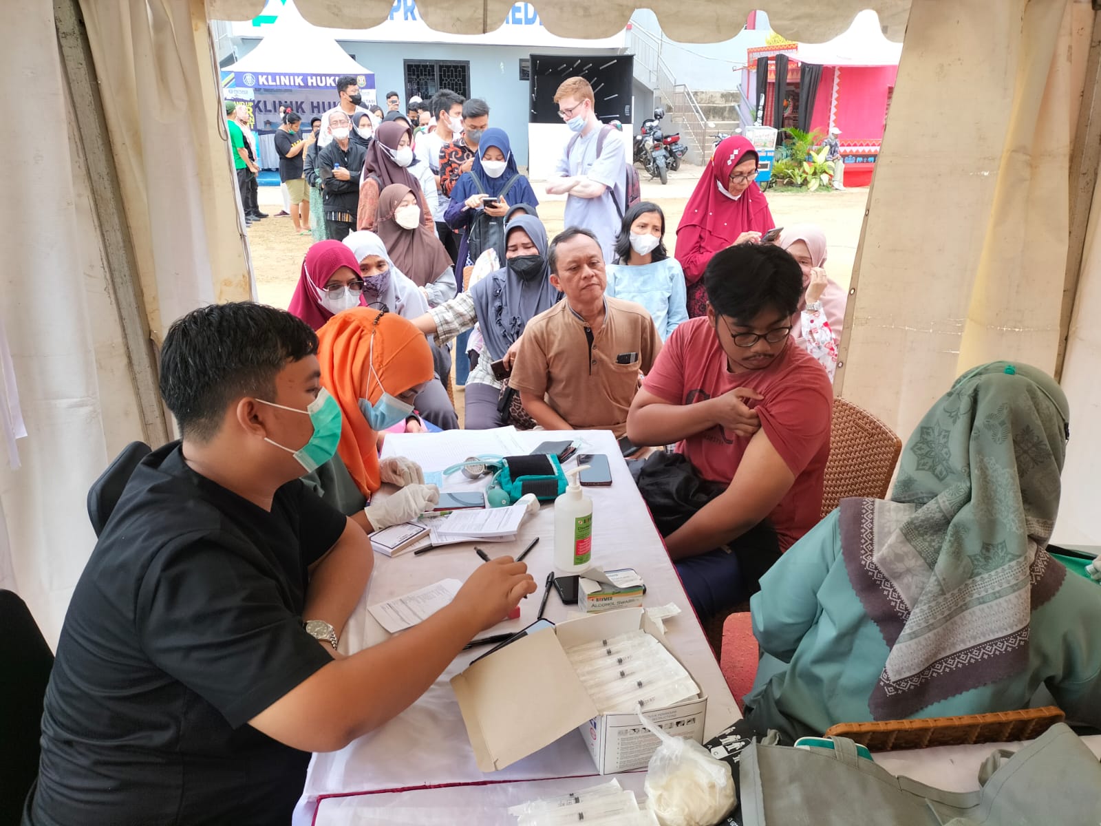 Stand Dinkes Bandarlampung Expo Sediakan Layanan Vaksinasi Covid-19
