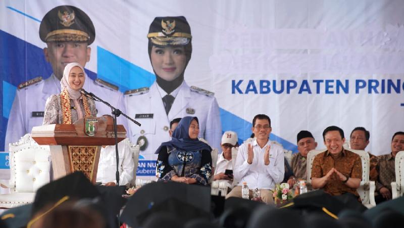 417 KPM PKH Pringsewu Resmi Graduasi Mandiri, Wagub Jihan Tekankan Kemandirian Ekonomi