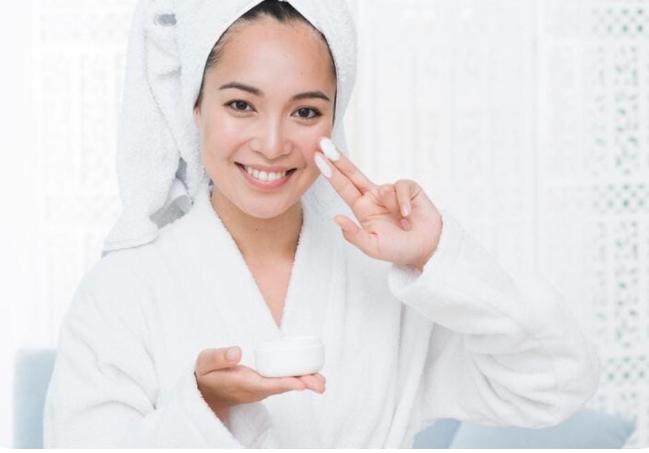 Bantu Kulit Lebih Kencang, Cerah, dan Awet Muda Secara Alami