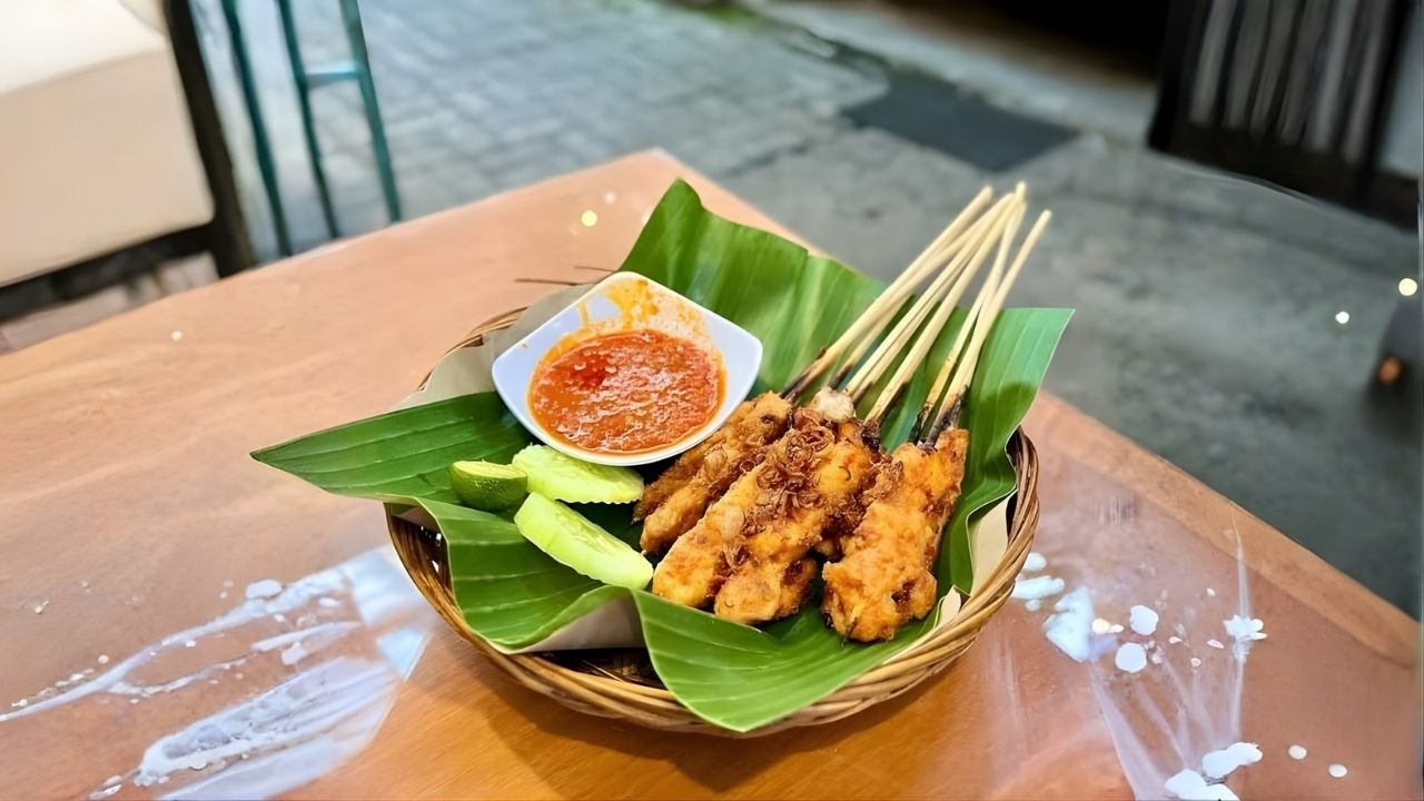 Sate Plecing: Cita Rasa Pedas Segar Khas Lombok yang Menggugah Selera
