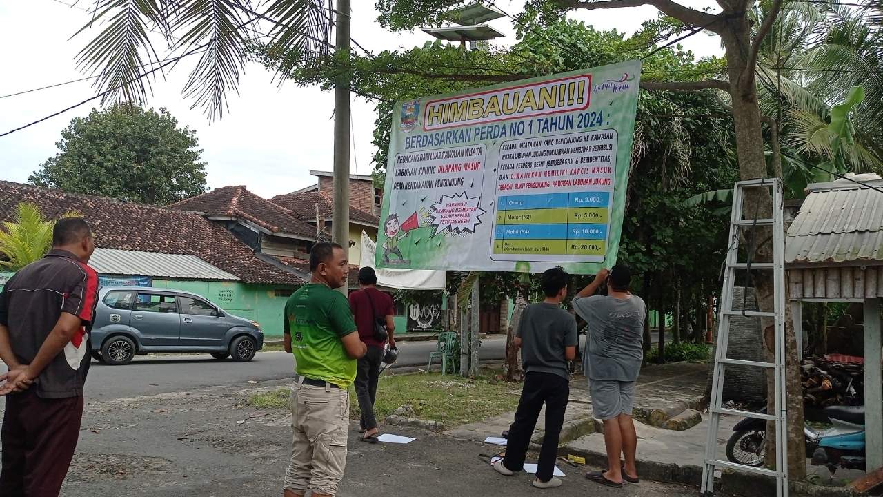 Pedagang Luar Dilarang Masuk, Retribusi Labuhan Jukung Diperketat