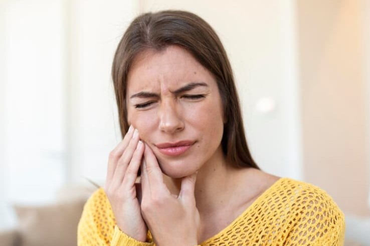 Cara Efektif Meredakan Sakit Gigi dengan Langkah Sederhana di Rumah