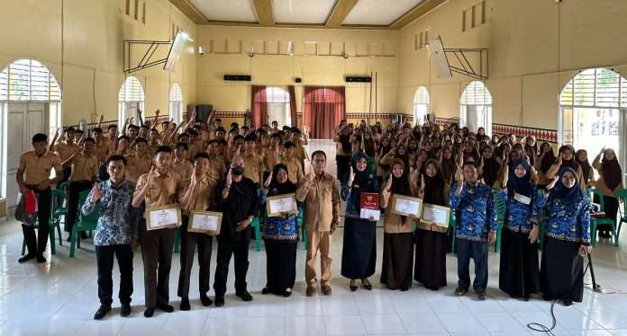 Mingrum Gumay Gelar Sosialisasi PIP di SMAN 1 Kotagajah