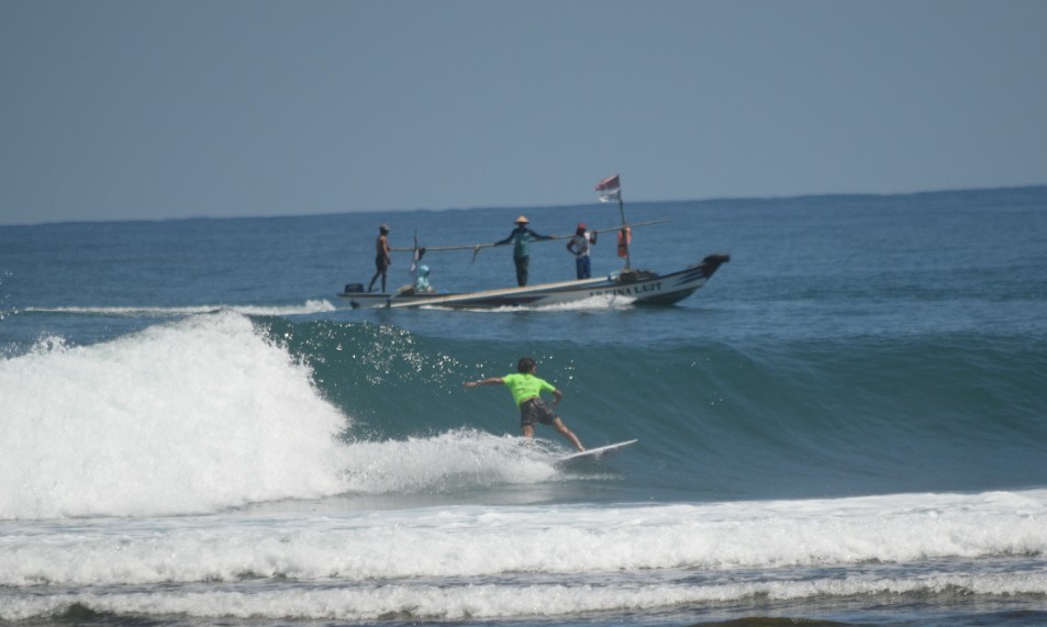 Nelayan Diimbau Tak Cari Ikan di Lokasi Krui Pro