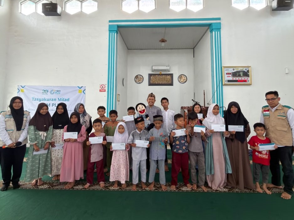 Milad ke-20, YBM PLN UP3 Kotabumi Santuni 55 Anak Yatim dan Dhuafa