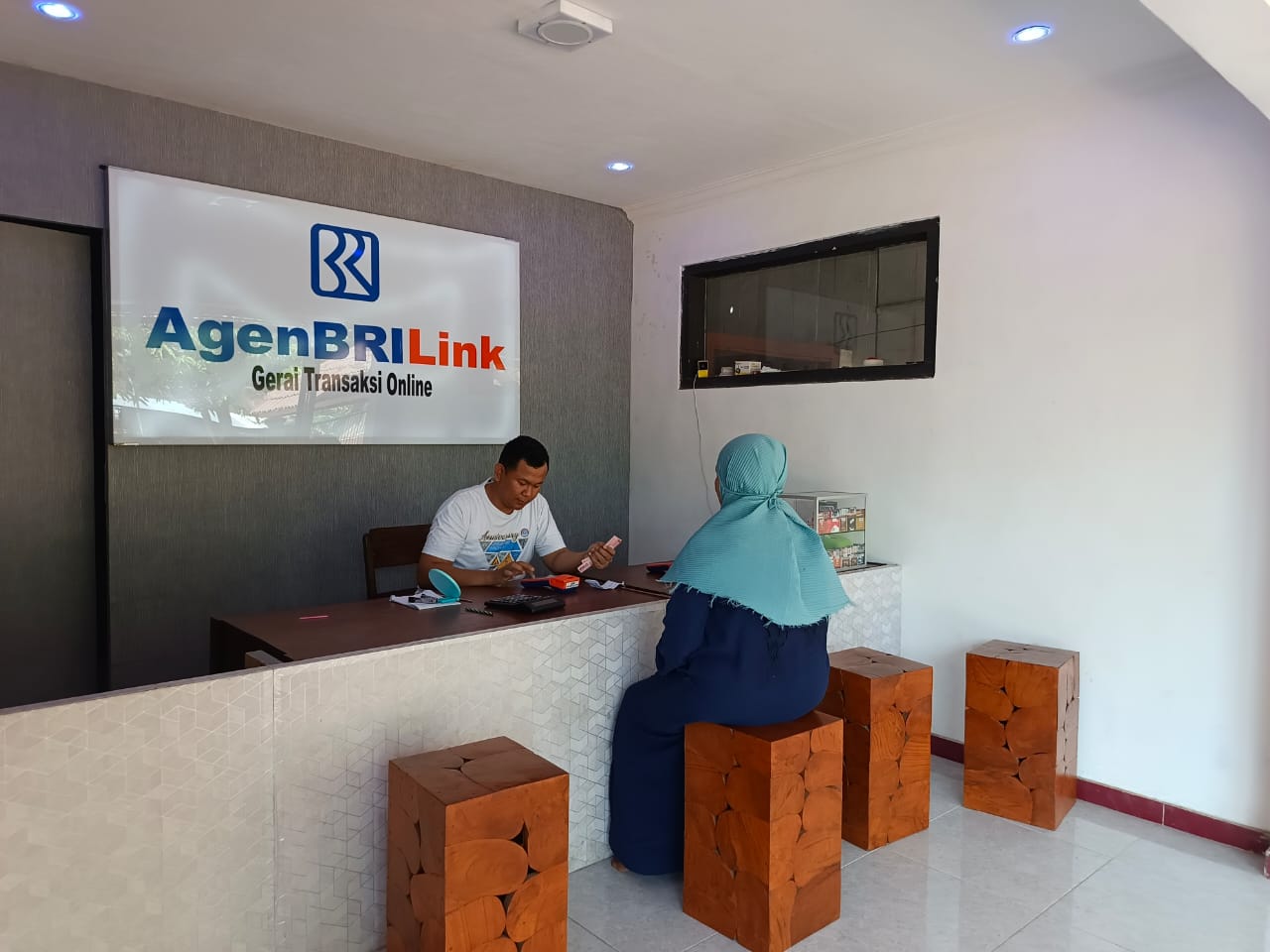 Keberhasilan Agen BRILink di Situbondo Membawa Layanan Perbankan Lebih Dekat ke Masyarakat