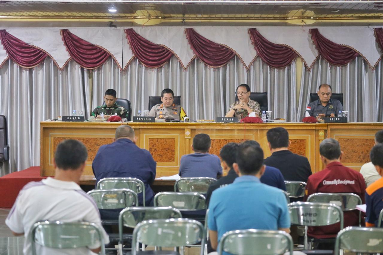 Pemkab Lampung Barat dan Forkopimda Bahas Pembentukan Desk Pemilu
