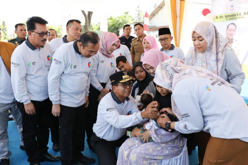 Pj Gubernur Samsudin Lakukan Pencanangan PIN Polio Targetkan 1.259.539 Anak Usia 0-7 Tahun