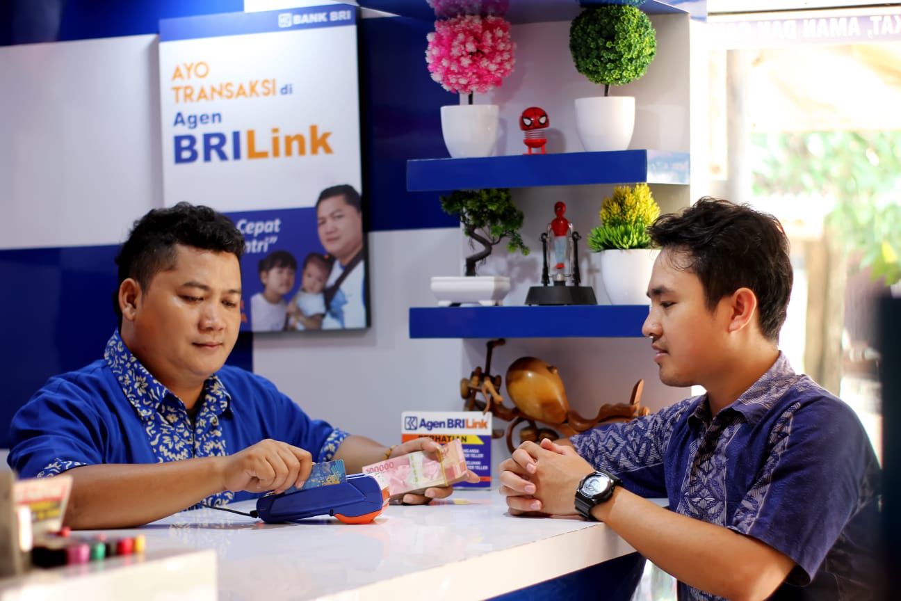 Usaha BRILink di Pelosok Jadi Bisnis Menjanjikan, Biaya Murah Jadi Daya Tarik