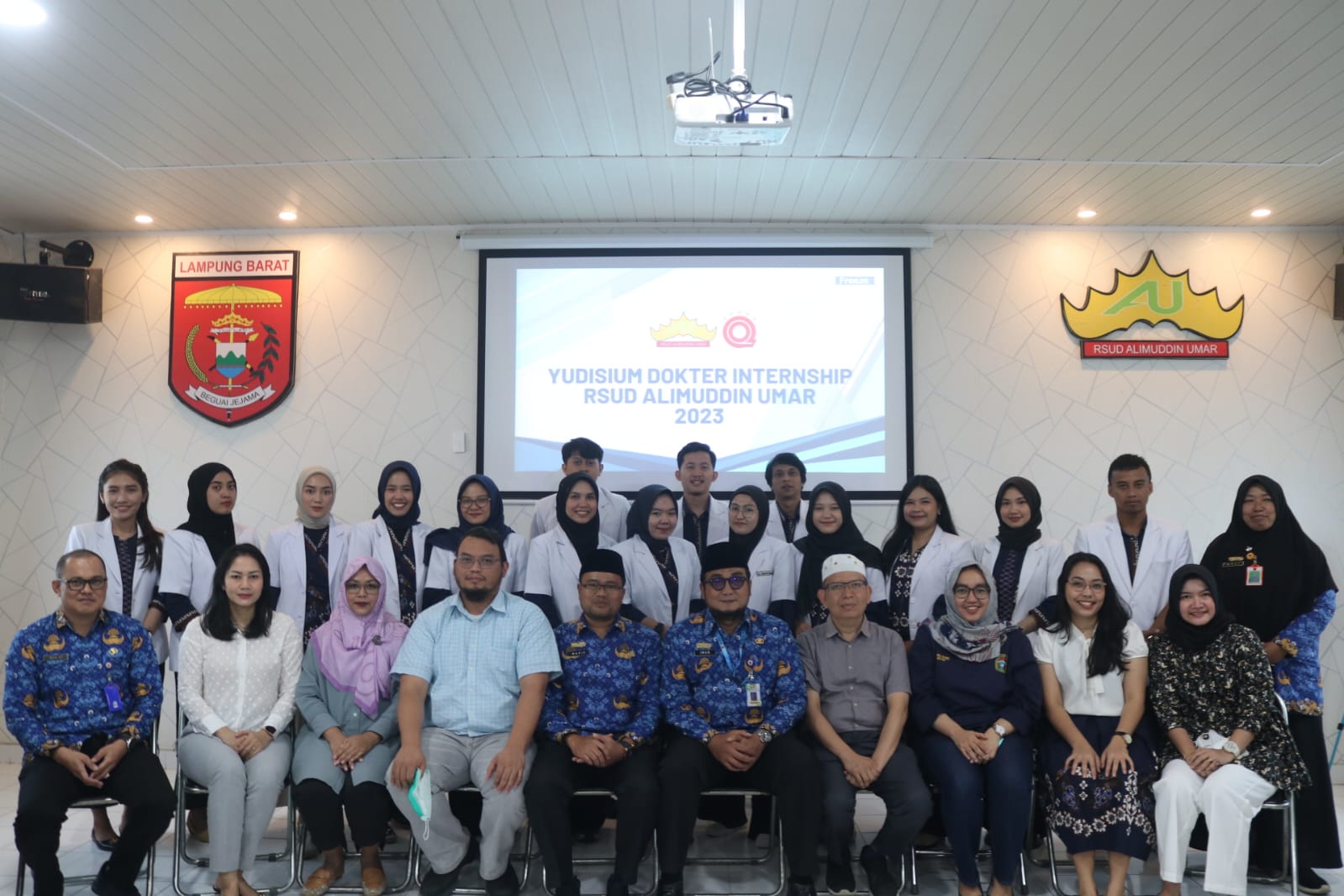 Setelah Setahun Bertugas, 16 Dokter Internsip Wahana Faskes Lampung Barat Yudisium 