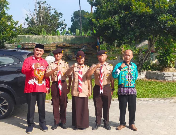 Lepas Peserta Rainas, Camat Belalau Berpesan Kenalkan Budaya Lampung Barat 