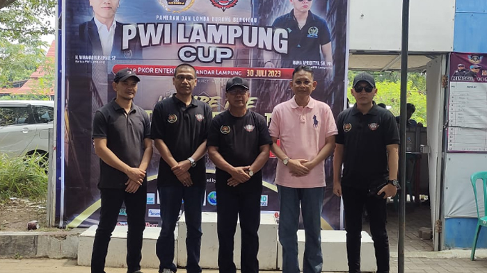 Mingrum Gumay Membuka Pameran Dan Lomba Burung Kicau PWI Lampung Cup 2023