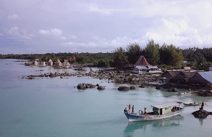 Tureloto, Kolam Alam Eksotis yang Memikat di Nias Utara