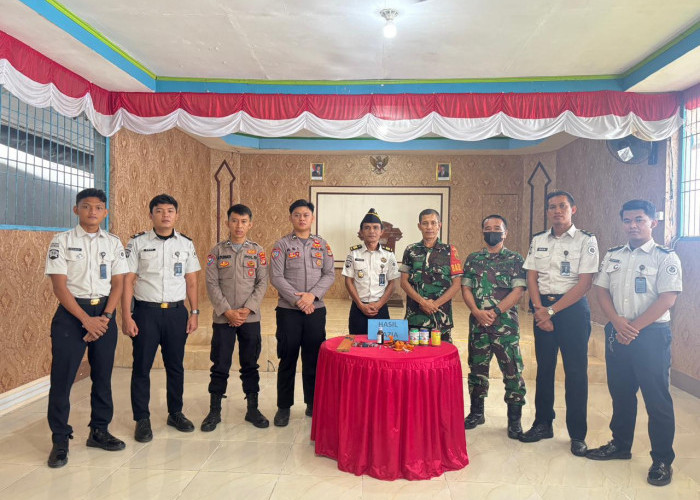 Libatkan TNI-Polri, Rutan Krui Razia Blok Hunian Jelang Hari Bhakti Pemasyarakatan