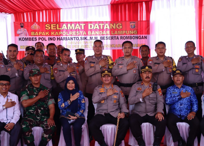 Kunjungi Polsek Tanjung Karang Barat, Kombes Ino Tekankan Personil Jauhi Gaya Hidup Hedon