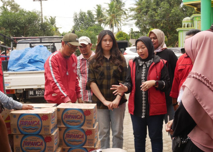 Anggota DPRD Lampung Lesty Gelar Baksos Bagi Korban Banjir di Sidomulyo 
