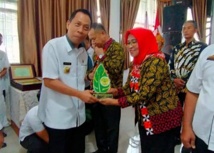 Marwiyah Ungkap Upaya SDN 1 Giham Meraih Penghargaan Adiwiyata Provinsi 2023