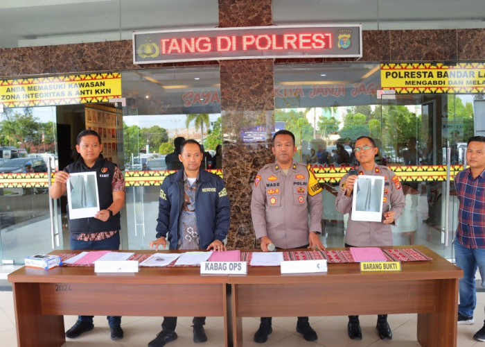 Nekat Panjat Pagar Kampus, Dua Pria Curi Besi STIAB Lampung