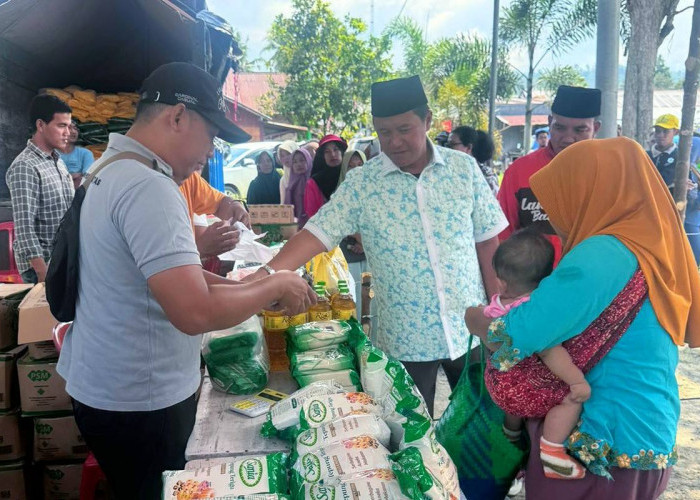 Bawa 8 Ton Beras dan Ratusan Kg Minyak Goreng, Gula Hingga Tepung, Bupati Lampung Barat Pimpin GPM di BNS