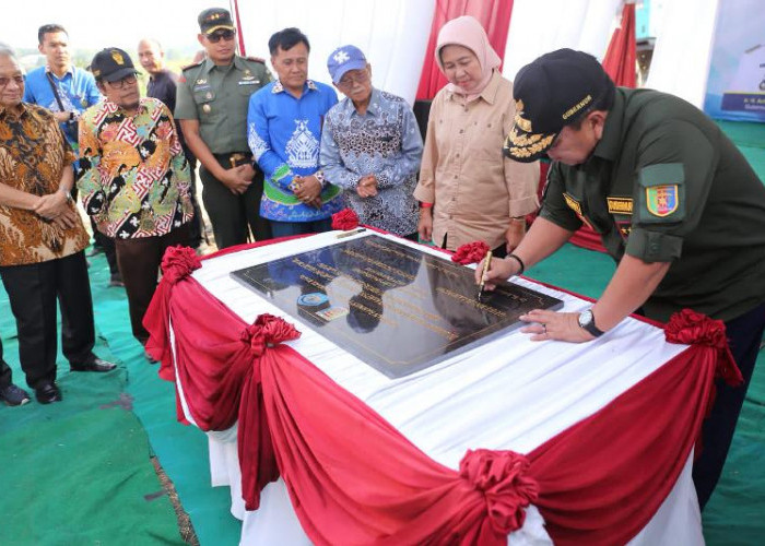 Gubernur Lampung Tandatangani Prasasti Hibah Tanah 150 Hektar untuk Pengembangan Kampus II Unila