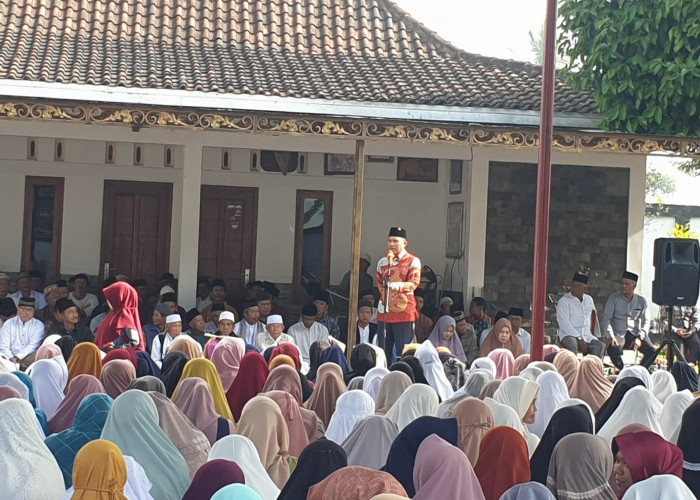 Ribuan Warga Hadiri Pengajian Sambut Ramadhan di Kediaman PM 