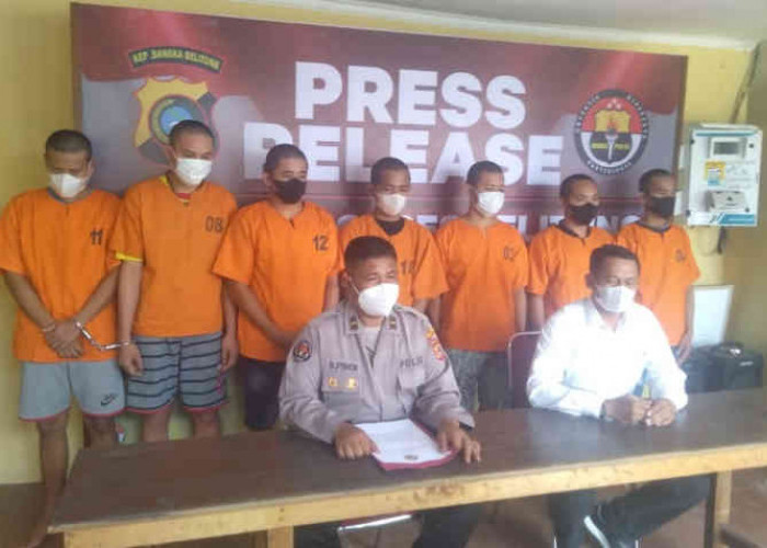 Gelapkan 1 Ton Pakan Ayam, 7 Pria Asal Lampung Ditangkap Satreskrim Polres Belitung