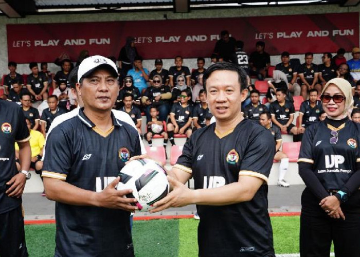 Turnamen Mini Soccer IJP Jadi Ajang Kebersamaan Pemprov dan Insan Pers