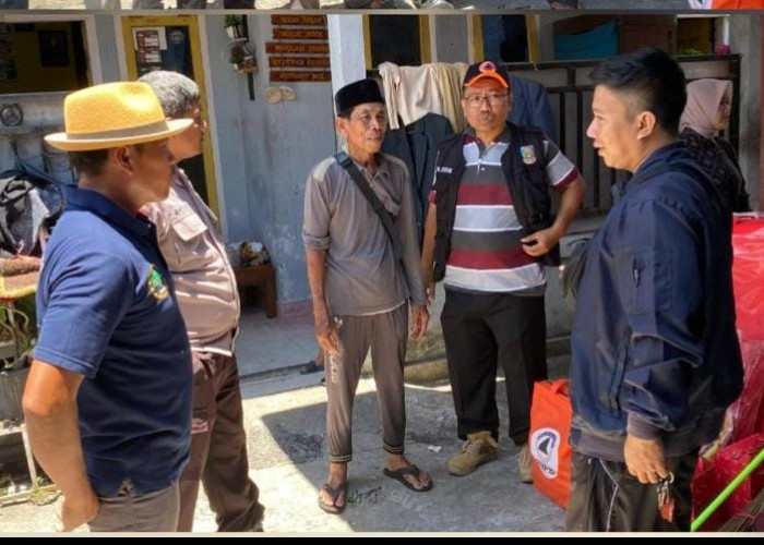 Kebakaran Rumah di Pasar Krui, Tim Jitupasna Salurkan Bantuan untuk Korban