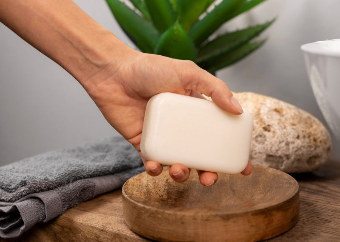 20 Manfaat Sabun Kolagen untuk Kulit Putih, Halus, dan Awet Muda