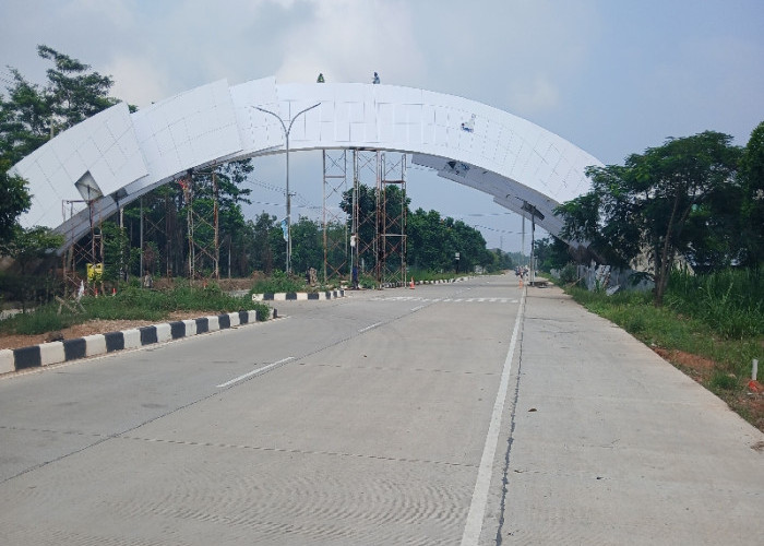 Lampung City Gate di Exit Tol Kota Baru Tahap Pertama Telah Rampung 