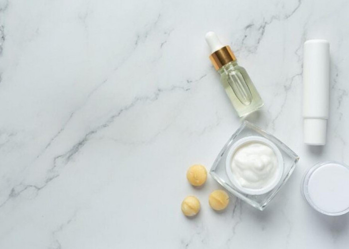Skincare Murah Ini Efektif Pudarkan Flek Hitam dan Cerahkan Wajah
