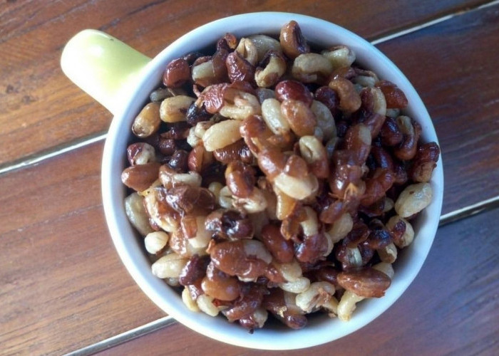 Dari Ladang ke Toples: Kacang Otok dan Cara Orang Madura Melawan Waktu