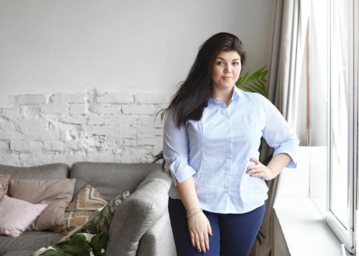 Rahasia Memilih Atasan untuk Wanita Curvy agar Tampak Lebih Ramping dan Proporsional
