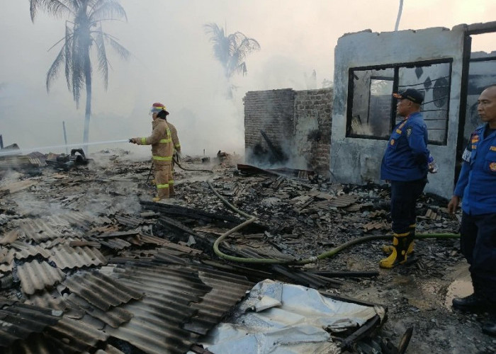 Kebakaran Meubel di Bandar Lampung, Kerugian Ditaksir Capai Rp50 Juta