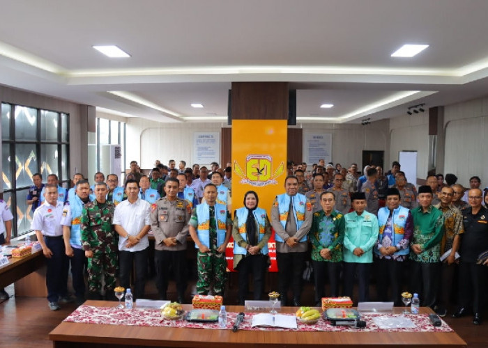 Operasi Lilin Krakatau 2025, Eva Dwiana Ajak Warga Jaga Toleransi Jelang Nataru
