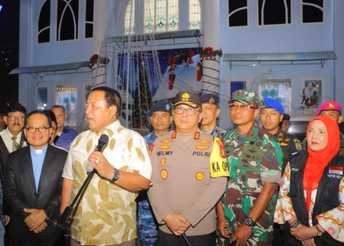 Tinjau Peribadatan Natal, Gubernur Arinal Berharap Lampung Damai dan Kondusif