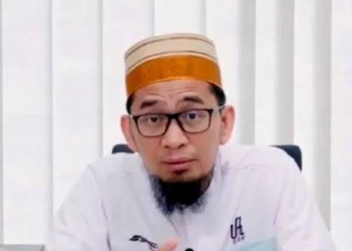 Apa Benar Bahasa Indonesia Tertulis di Al-Qur'an ? Ini Kata Ustadz Adi Hidayat