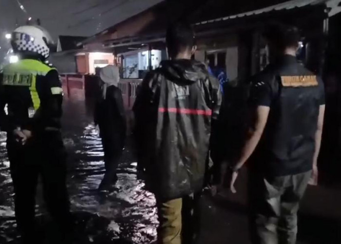 Banjir Rendam Sejumlah Wilayah di Bandar Lampung Usai Hujan Deras