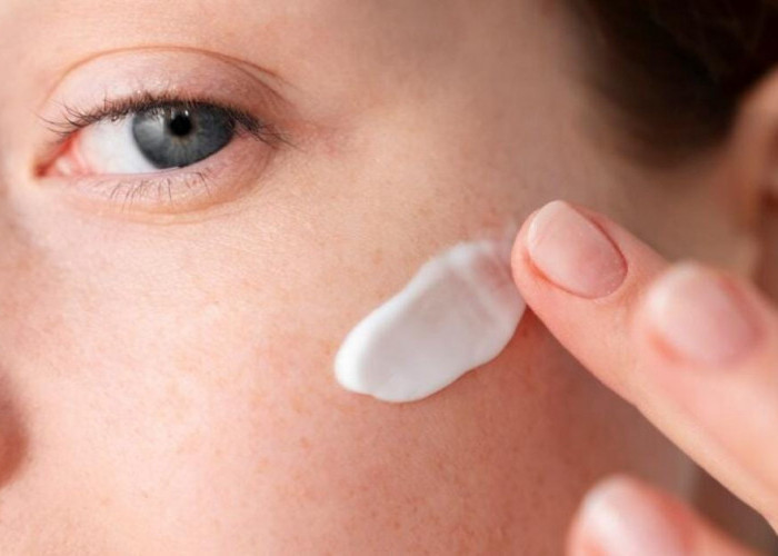 Rekomendasi Sunscreen untuk Atasi Kulit Kusam dan Bantu Cerahkan Wajah