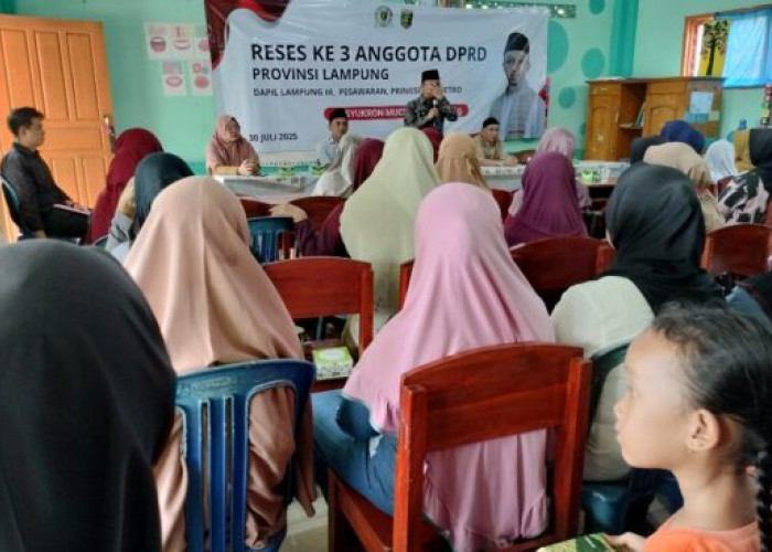 Silaturahmi di SD Muhammadiyah : Syukron Tampung Aspirasi Masyarakat Waringin Sari Pringsewu
