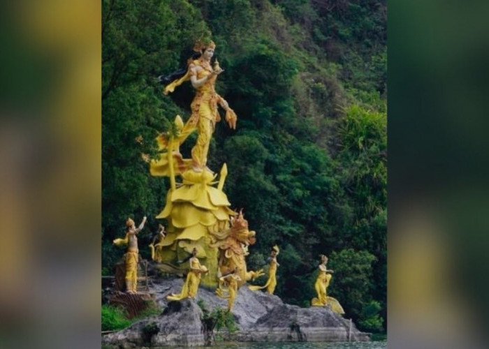 Patung Dewi Danu, Ikon Sakral Penjaga Danau Batur di Bali
